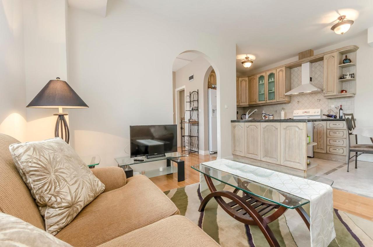 Apartment Canada Dream Vacation Srima Eksteriør bilde