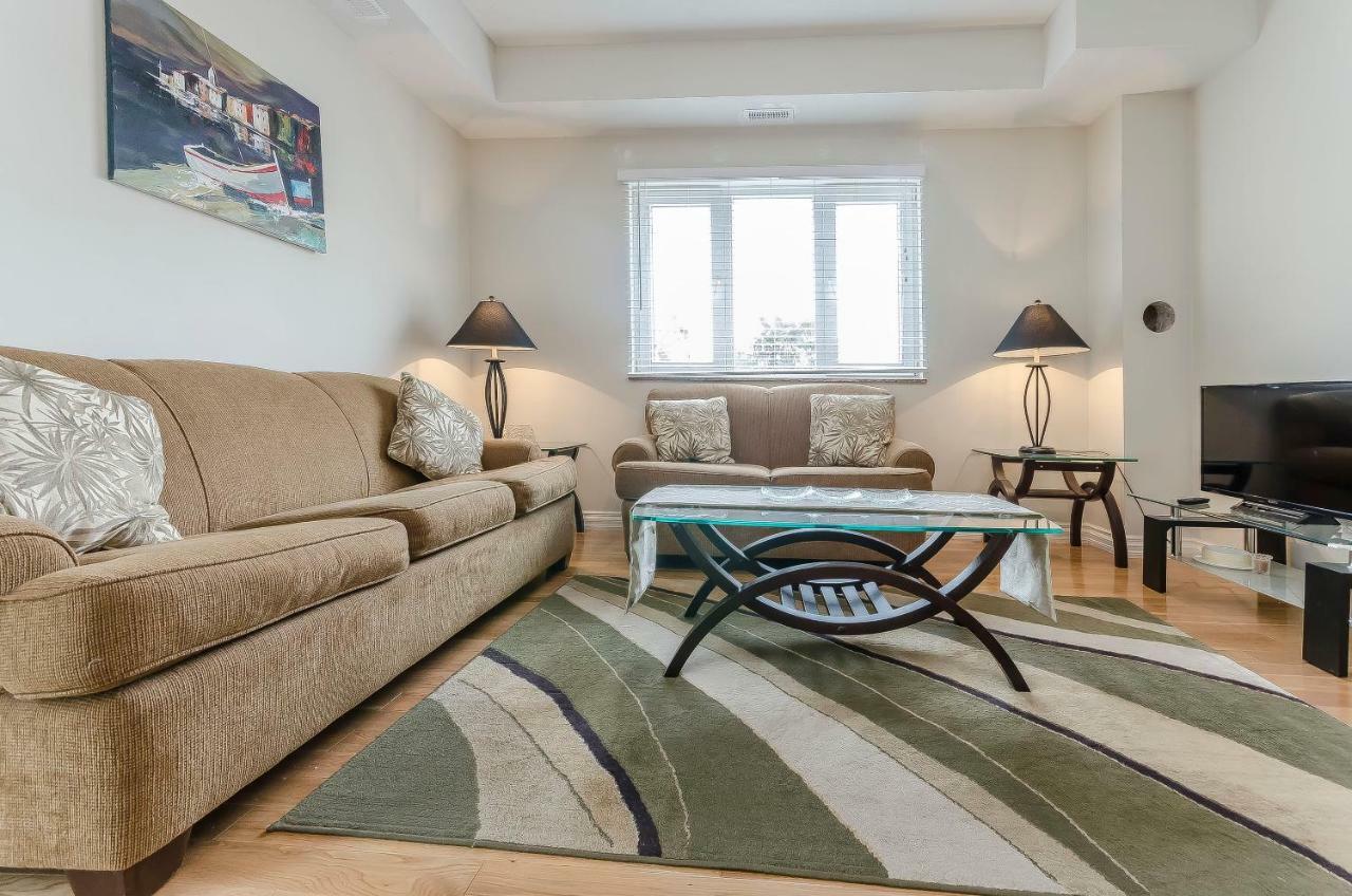 Apartment Canada Dream Vacation Srima Eksteriør bilde