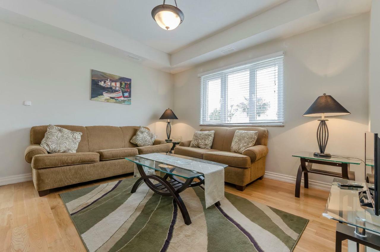 Apartment Canada Dream Vacation Srima Eksteriør bilde